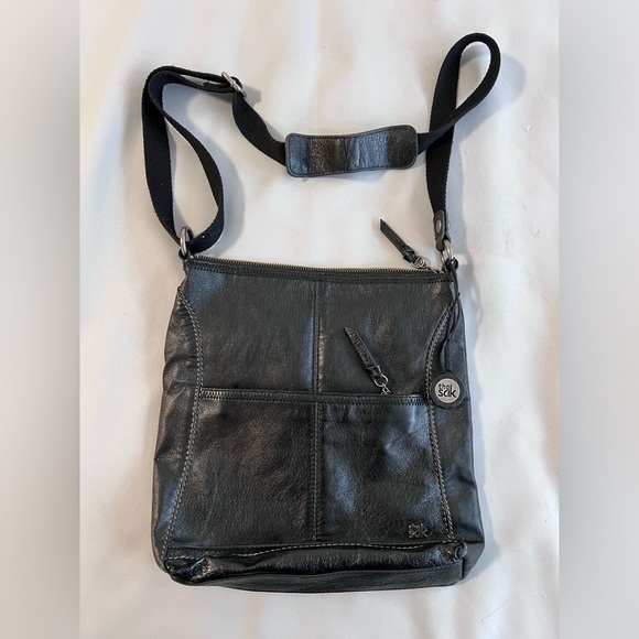 The Sak Iris Black Leather Cross Body Shoulder‎ Bag Women’s Purse-EUC! - Picture 1 of 9